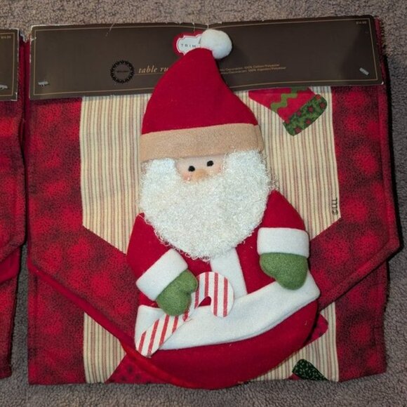 NEW Set of 2 Trim A Home Santa Claus 3D Christmas Table Runners 13"x54" Mittens - Picture 2 of 3